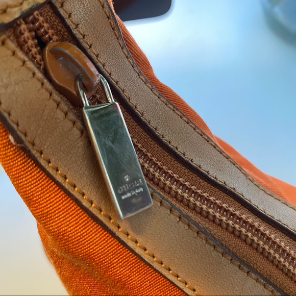 AUTHENTIC GUCCI BAG - Picture 4 of 13